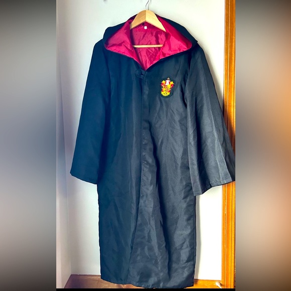 Adult Harry Potter Gryffindor Robe L - Picture 2 of 8